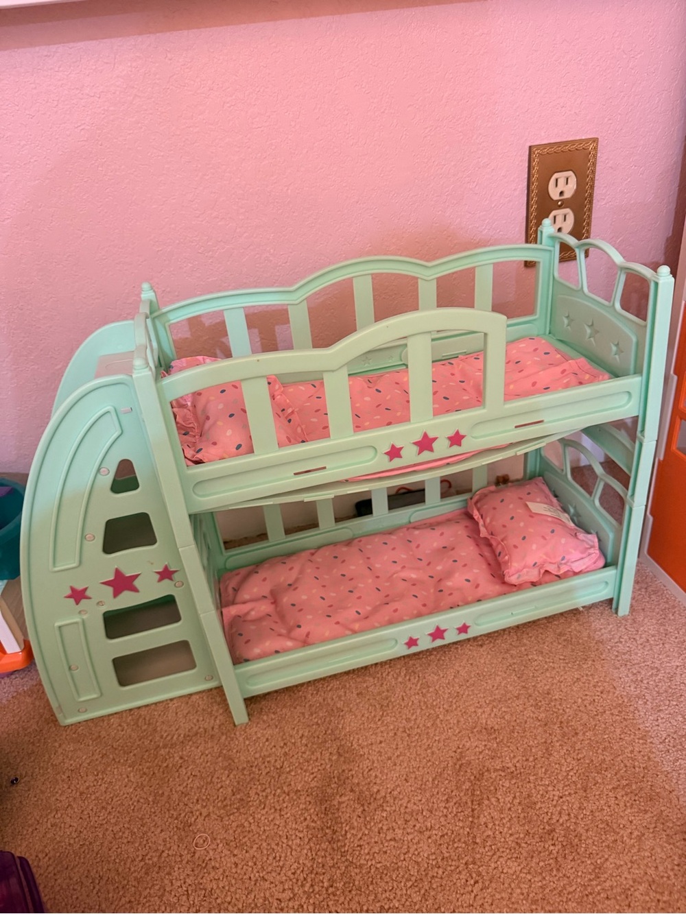 Bunk Bed Toy with Pink Bedding